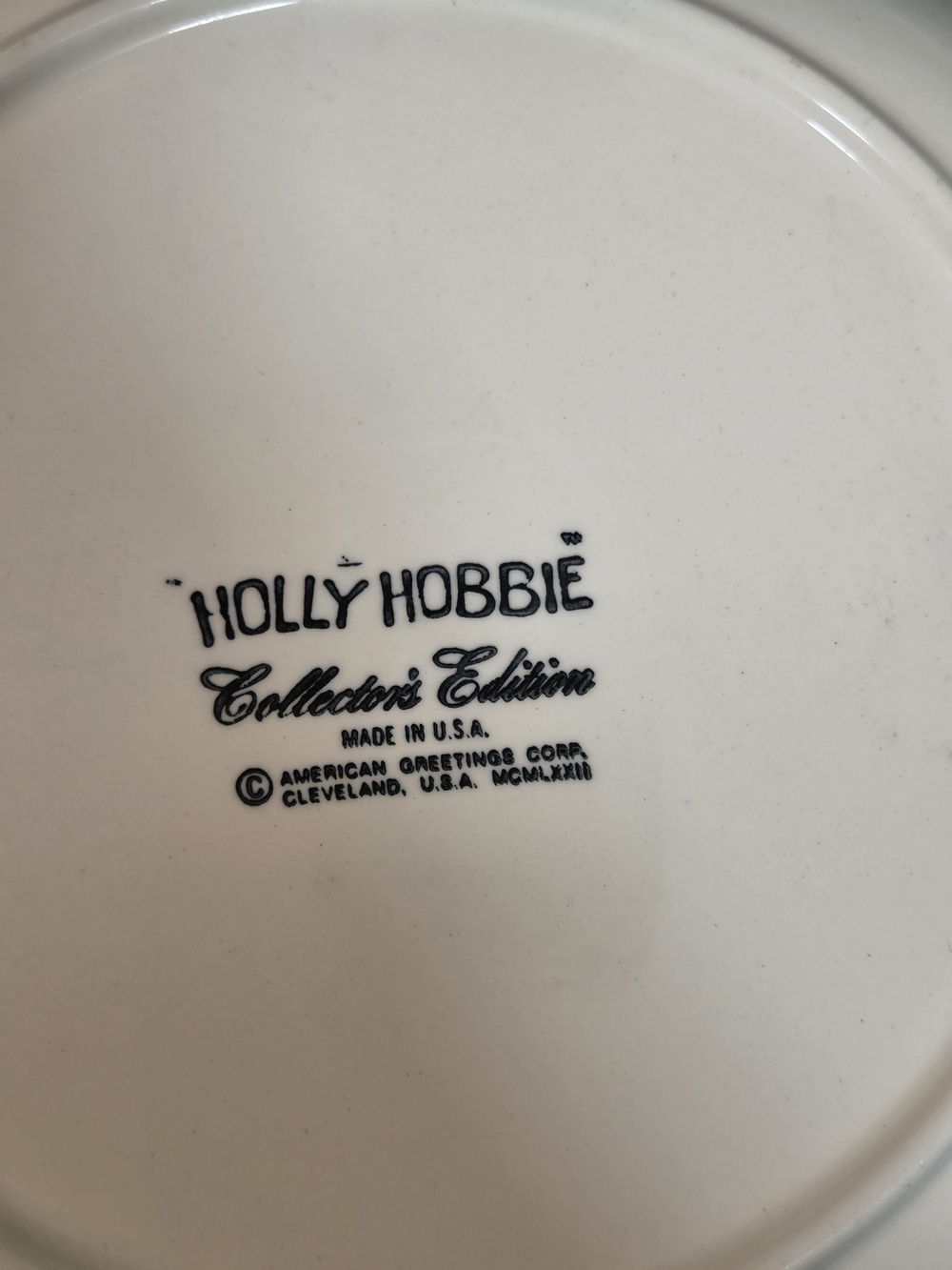 Holly Hobbie Collector Plates – "Happiness" Theme Set Of 2 - Picture 5 of 9